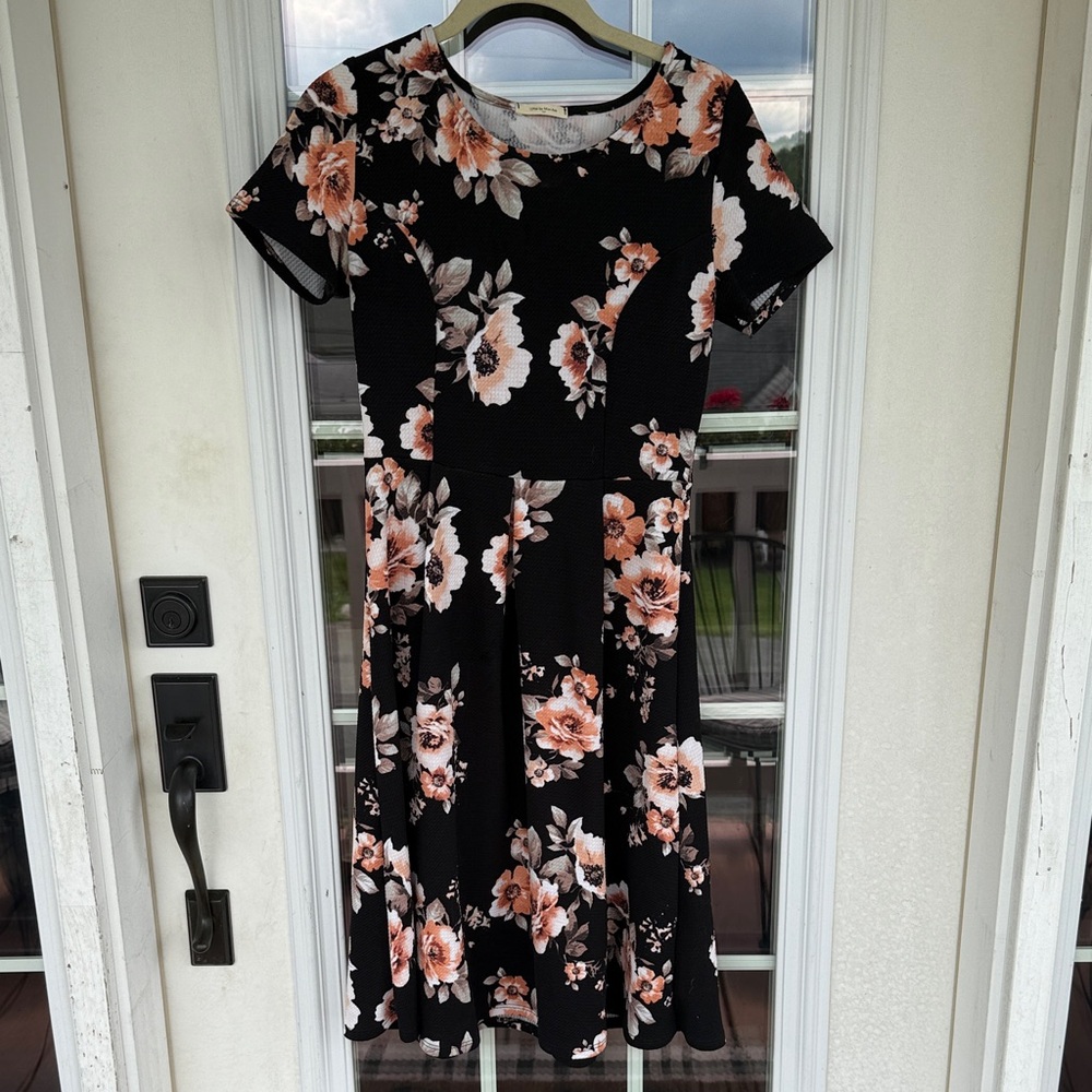 JessaKae Black and Pink Floral Midi Dress Small